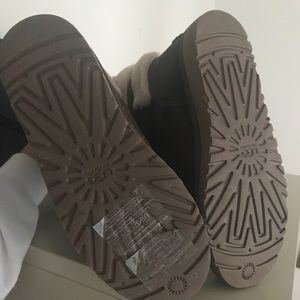 Ugg boots sz 5